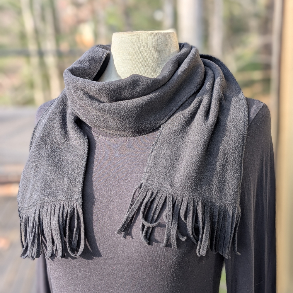 Black Fleece Winter Scarf